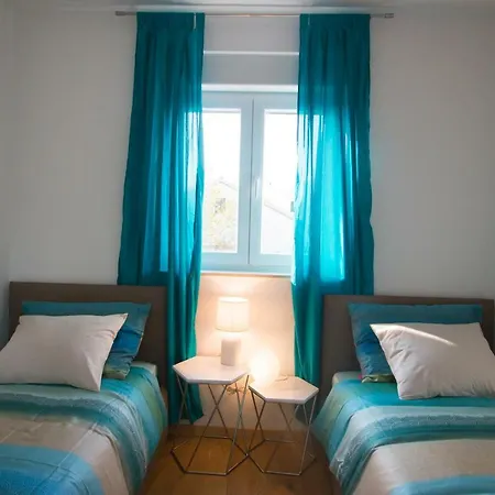 Idris Apartment