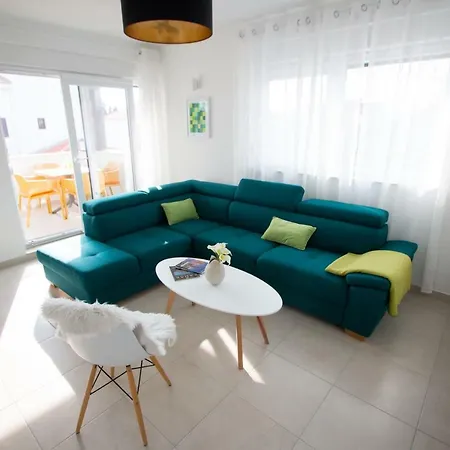 Apartment Idris